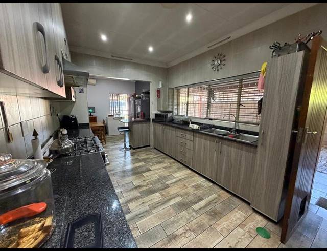 3 BEDROOM HOUSE FOR SALE IN DASPOORT